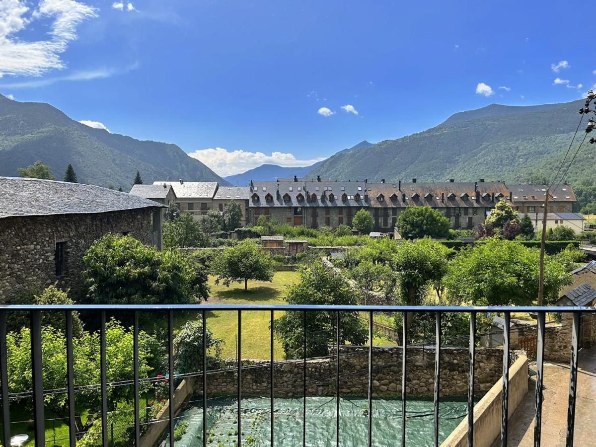 Apartament Al Centre D'Esterri Amb Vistes Uniques By Rural D'Aneu Esterri d'Àneu Kültér fotó