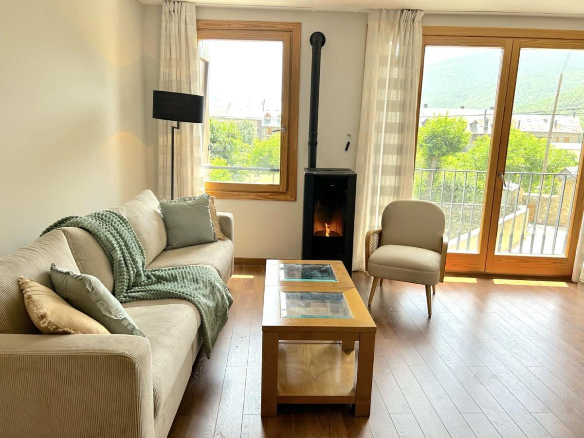 Apartament Al Centre D'Esterri Amb Vistes Uniques By Rural D'Aneu Esterri d'Àneu Kültér fotó